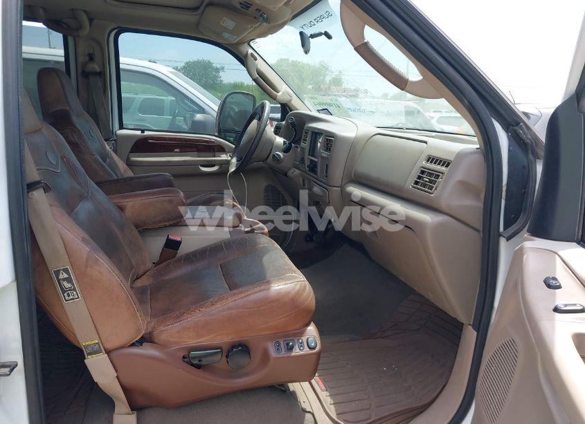 Photo 5 of 2004 Ford F-250 LARIAT/XL/XLT (VIN 1FTNW21S44EB33434)