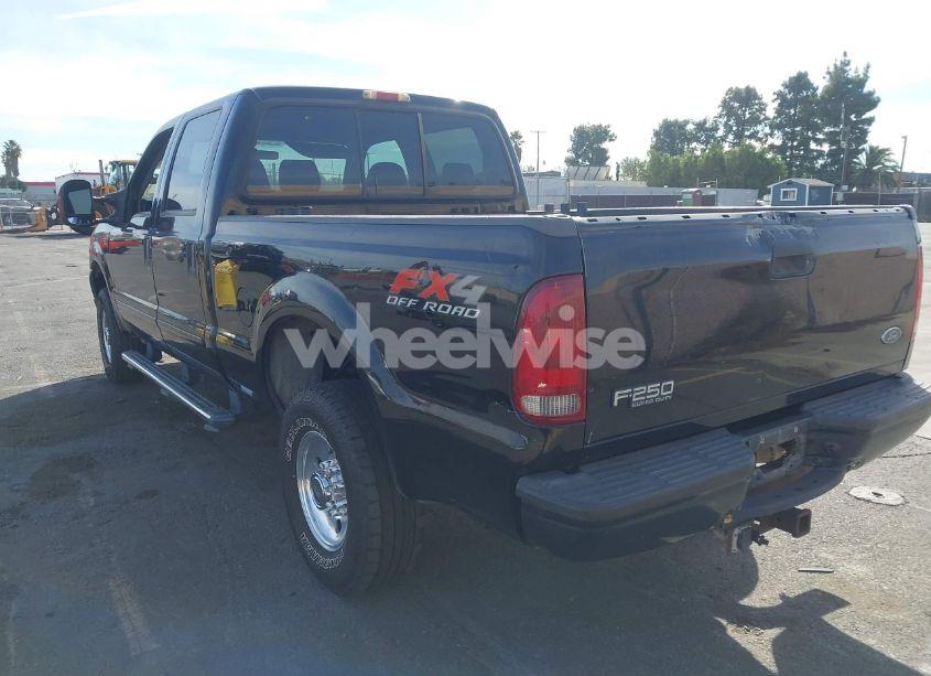Photo 3 of 2004 Ford F-250 LARIAT/XL/XLT (VIN 1FTNW21S64EB78472)