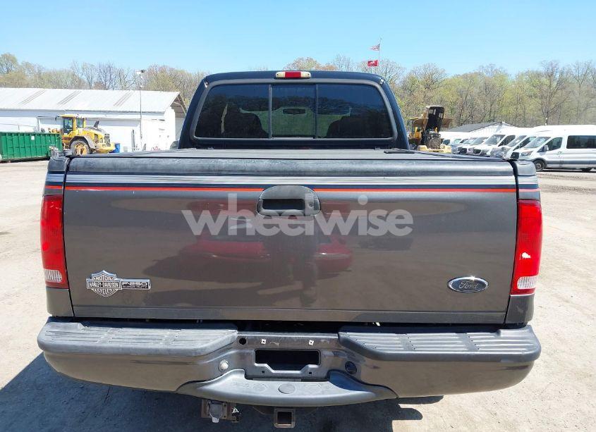 Photo 15 of 2004 Ford F-250 (VIN 1FTNW21S94ED04226)