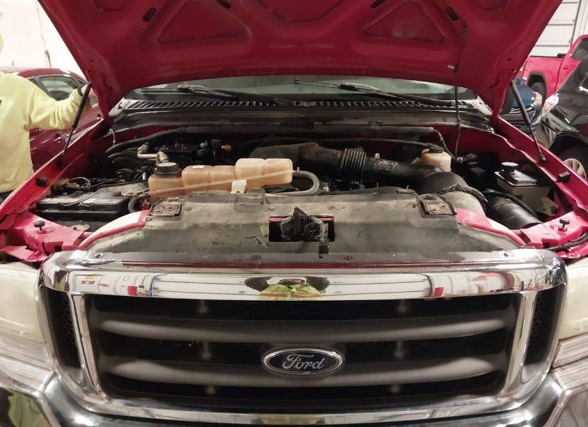 Photo 10 of 2004 Ford F-250 LARIAT/XL/XLT (VIN 1FTNW21SX4EB84484)