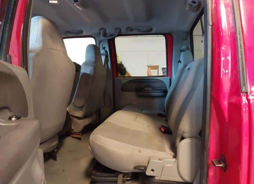 Photo 8 of 2004 Ford F-250 LARIAT/XL/XLT (VIN 1FTNW21SX4EB84484)