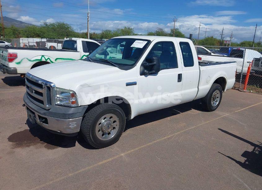 Photo 2 of 2006 Ford F-250 LARIAT/XL/XLT (VIN 1FTNX20516ED38107)