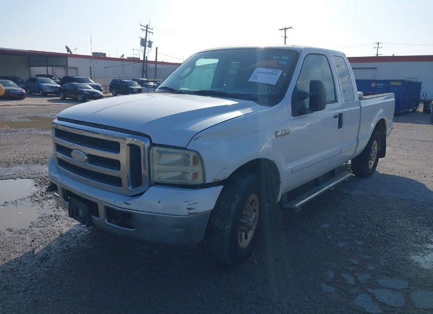 Photo 2 of 2006 Ford F-250 LARIAT/XL/XLT (VIN 1FTNX20536ED46533)