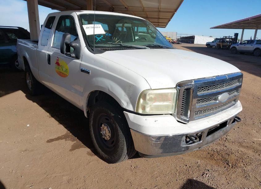 2006 Ford F-250 LARIAT/XL/XLT (VIN 1FTNX20556EB97316) main photo