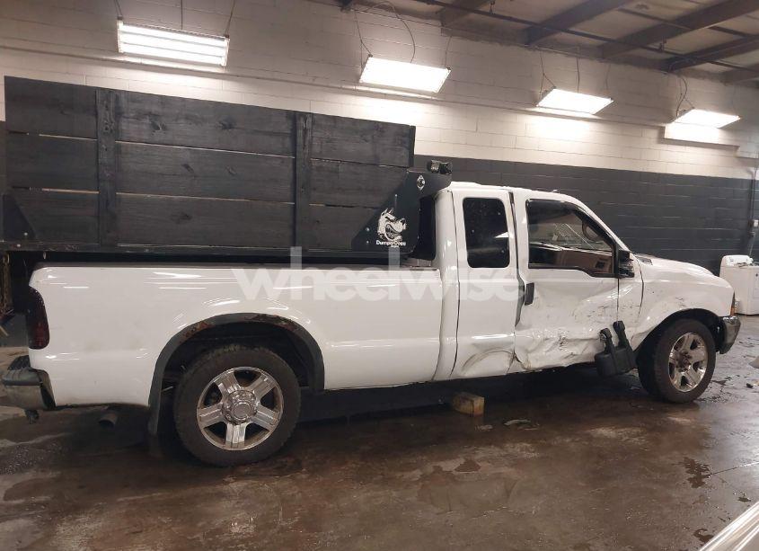 Photo 13 of 1999 Ford F-250 LARIAT/XL/XLT (VIN 1FTNX20F1XEA40537)