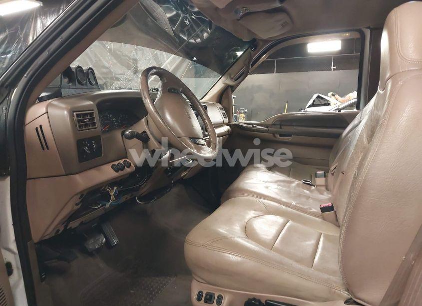 Photo 5 of 1999 Ford F-250 LARIAT/XL/XLT (VIN 1FTNX20F1XEA40537)