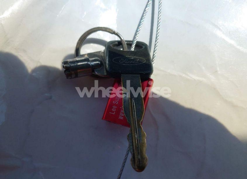 Photo 11 of 2000 Ford F-250 LARIAT/XL/XLT (VIN 1FTNX20L0YEA50080)