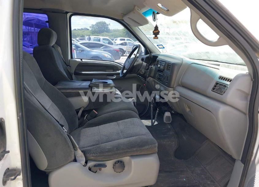 Photo 5 of 2002 Ford F-250 LARIAT/XL/XLT (VIN 1FTNX20L32EB53078)