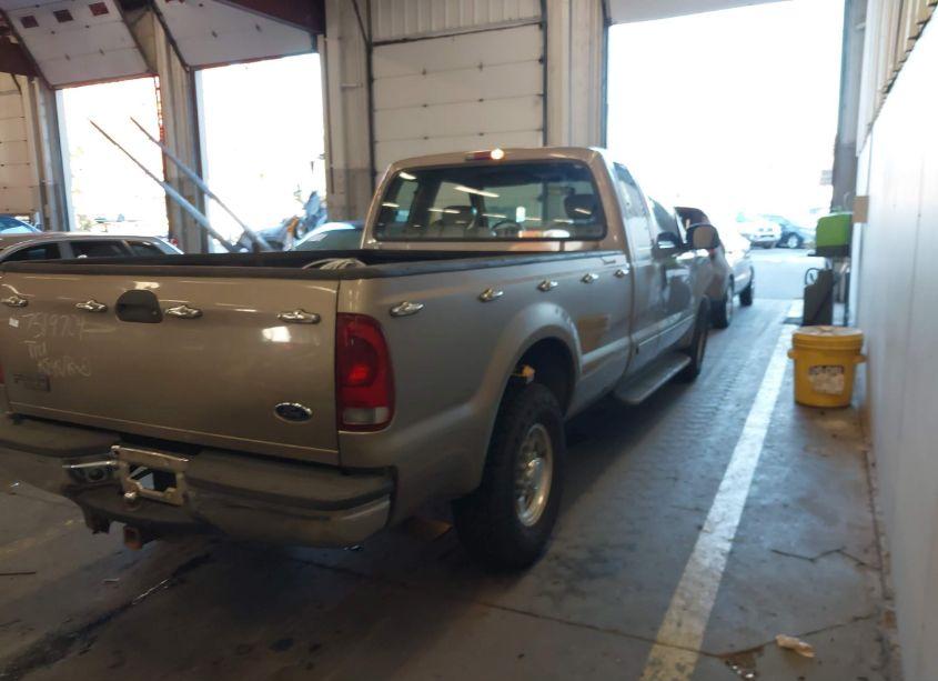Photo 4 of 2002 Ford F-250 LARIAT/XL/XLT (VIN 1FTNX20L32EC18267)