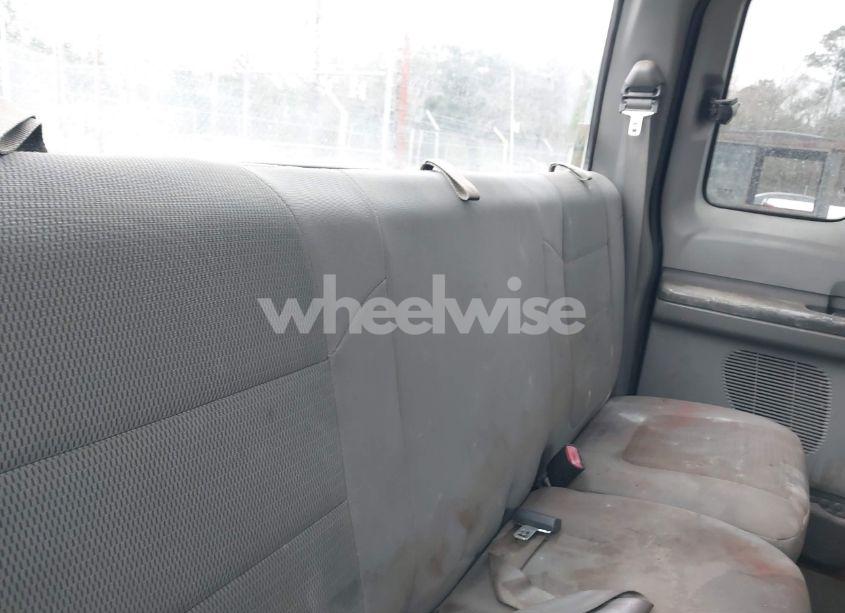 Photo 8 of 2004 Ford F-250 LARIAT/XL/XLT (VIN 1FTNX20L54EC43769)