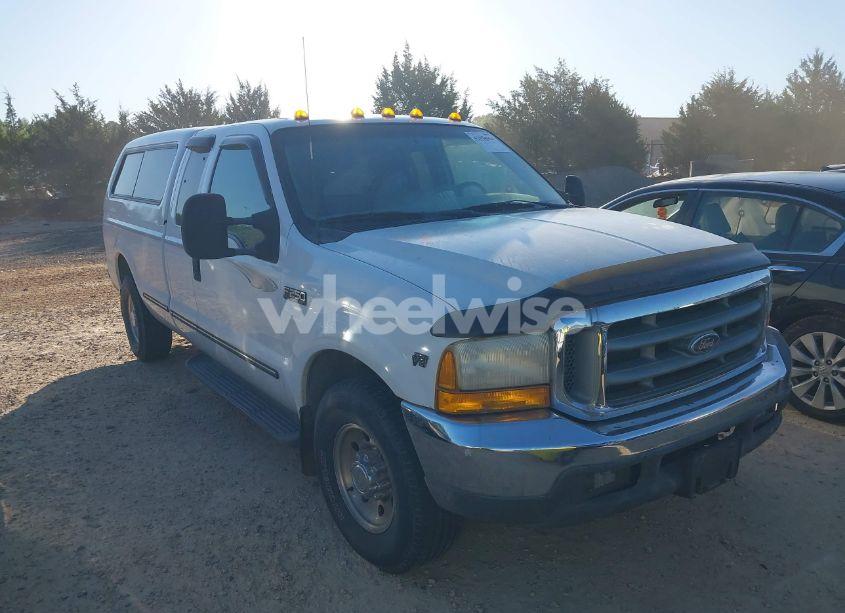 1999 Ford F-250 LARIAT/XL/XLT (VIN 1FTNX20L5XEC55084) main photo