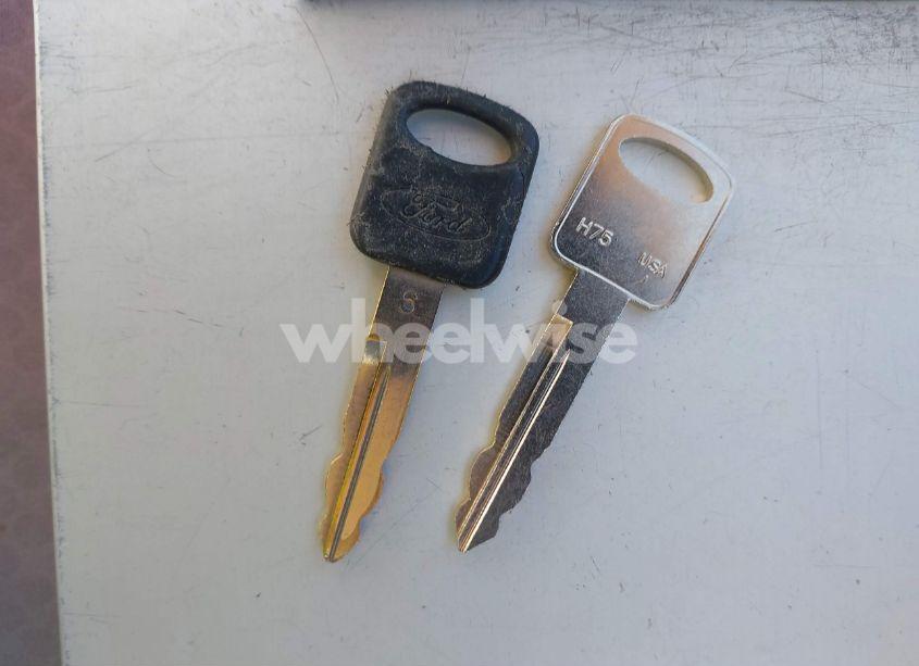 Photo 11 of 1999 Ford F-250 LARIAT/XL/XLT (VIN 1FTNX20L6XEB89810)