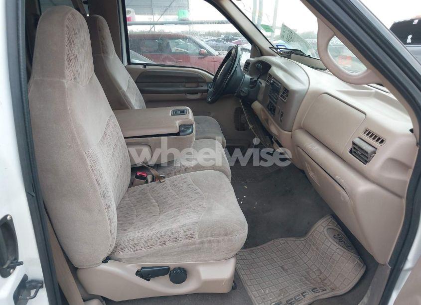 Photo 5 of 1999 Ford F-250 LARIAT/XL/XLT (VIN 1FTNX20L6XEB89810)