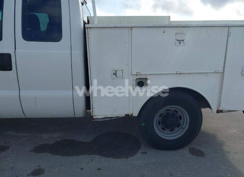 Photo 12 of 2001 Ford F-250 LARIAT/XL/XLT (VIN 1FTNX20L81EC24211)