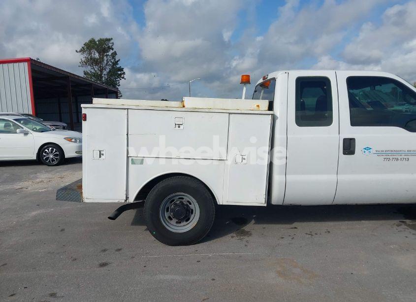 Photo 14 of 2001 Ford F-250 LARIAT/XL/XLT (VIN 1FTNX20L81EC24211)