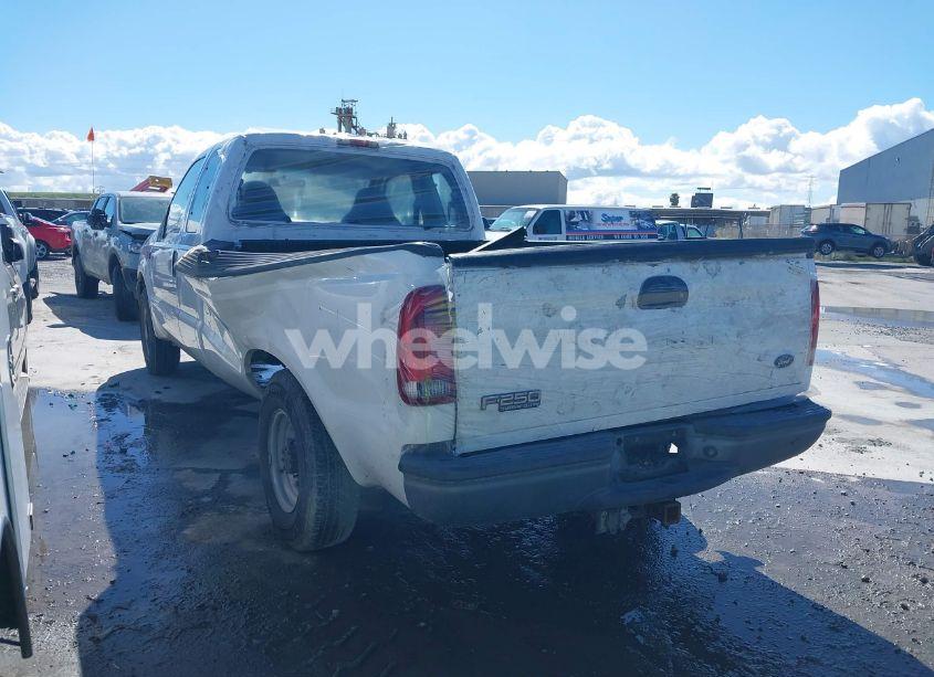 Photo 3 of 2004 Ford F-250 LARIAT/XL/XLT (VIN 1FTNX20L94ED90595)