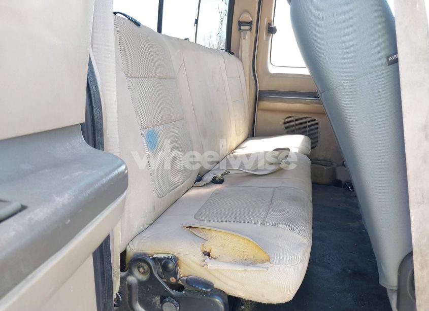 Photo 8 of 2004 Ford F-250 LARIAT/XL/XLT (VIN 1FTNX20P14ED45752)