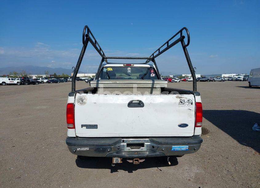 Photo 15 of 2004 Ford F-250 LARIAT/XL/XLT (VIN 1FTNX20S04EB24132)