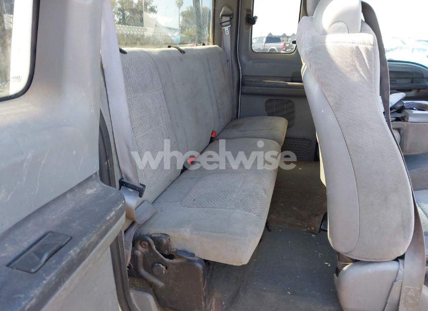 Photo 8 of 2004 Ford F-250 LARIAT/XL/XLT (VIN 1FTNX20S04EB24132)