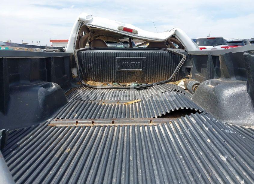 Photo 8 of 1999 Ford F-250 LARIAT/XL/XLT (VIN 1FTNX20S5XEA25763)