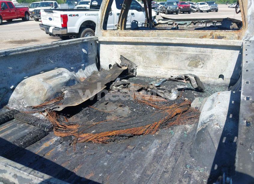 Photo 14 of 2001 Ford F-250 N/A (VIN 1FTNX21F01EA92814)