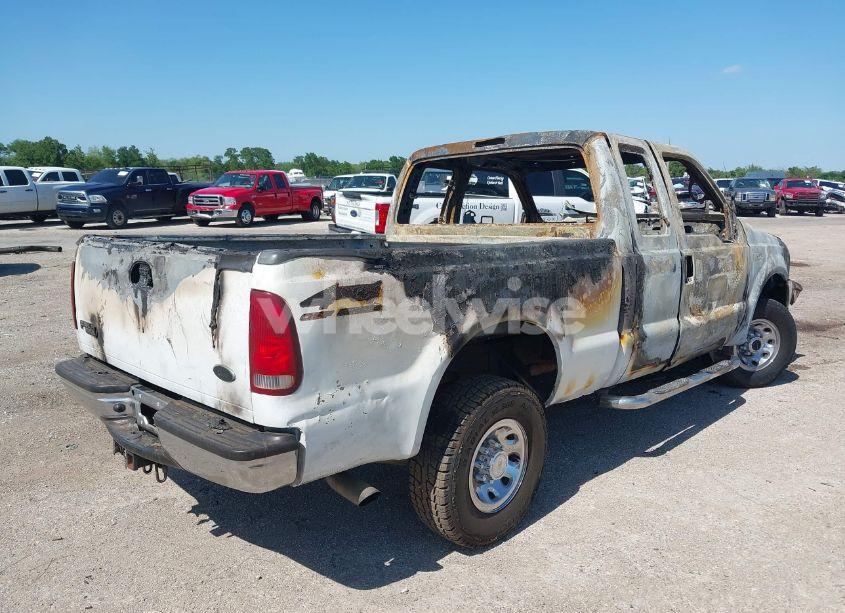 Photo 4 of 2001 Ford F-250 N/A (VIN 1FTNX21F01EA92814)