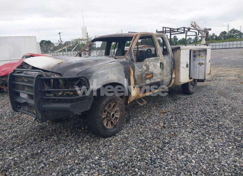 Photo 2 of 1999 Ford F-250 LARIAT/XL/XLT (VIN 1FTNX21F0XEA66495)