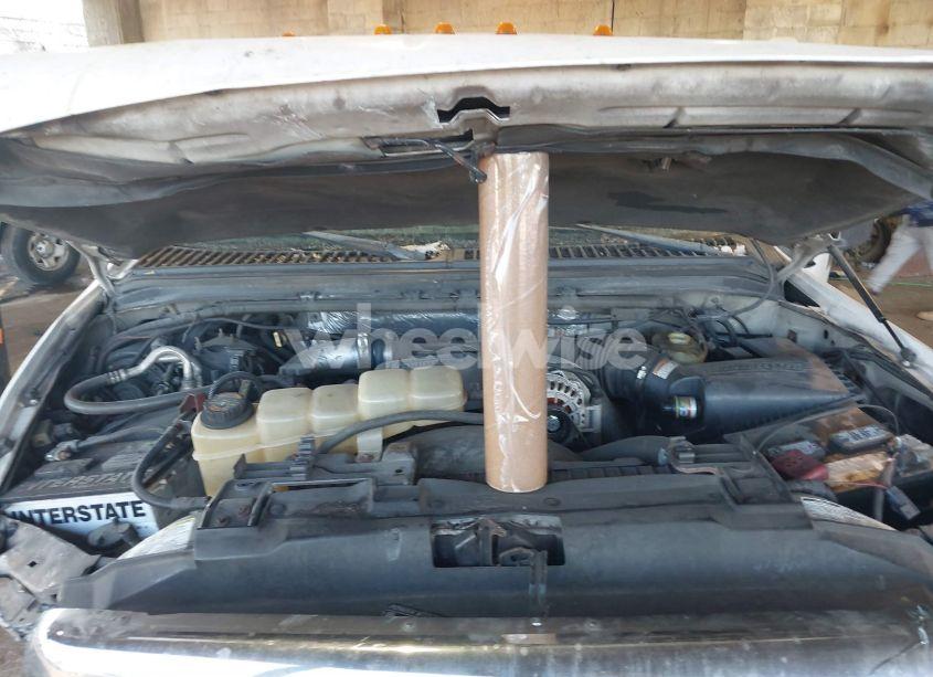 Photo 10 of 1999 Ford F-250 (VIN 1FTNX21F4XEB97803)