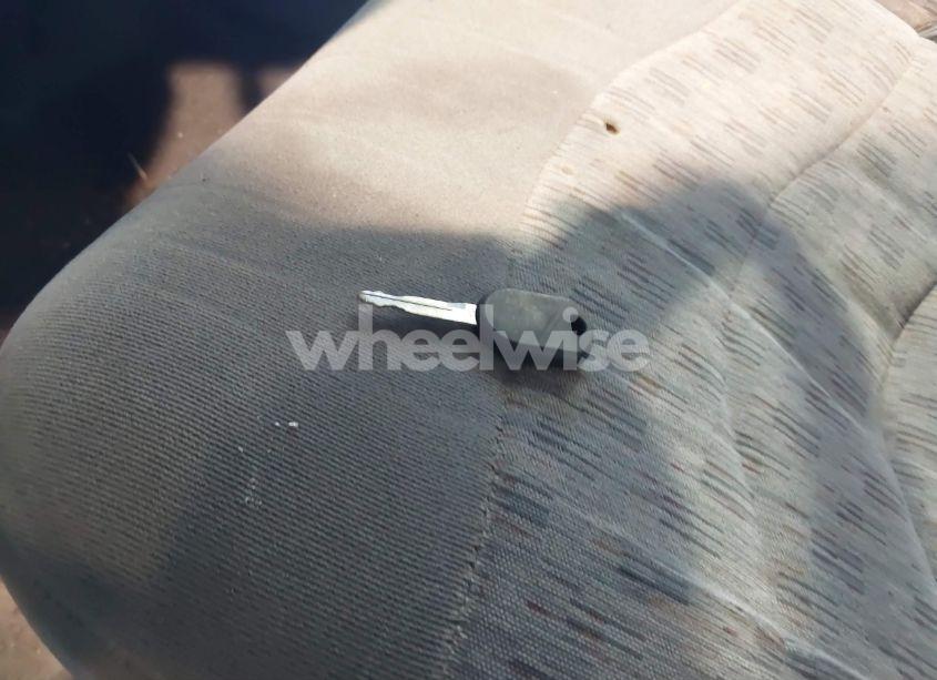 Photo 11 of 1999 Ford F-250 (VIN 1FTNX21F4XEB97803)