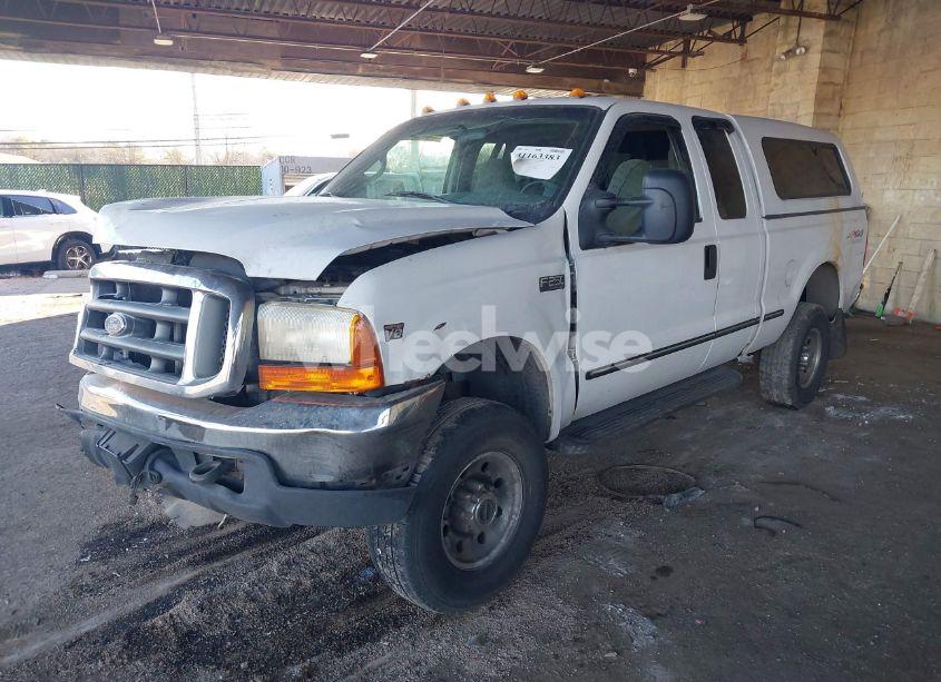Photo 2 of 1999 Ford F-250 (VIN 1FTNX21F4XEB97803)