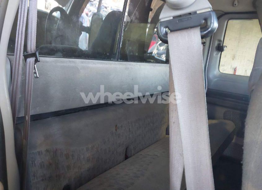 Photo 8 of 1999 Ford F-250 (VIN 1FTNX21F4XEB97803)