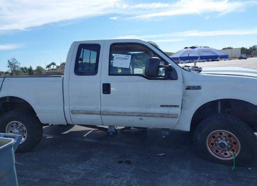 Photo 13 of 2001 Ford F250 SUPER DUTY (VIN 1FTNX21F51EC56672)