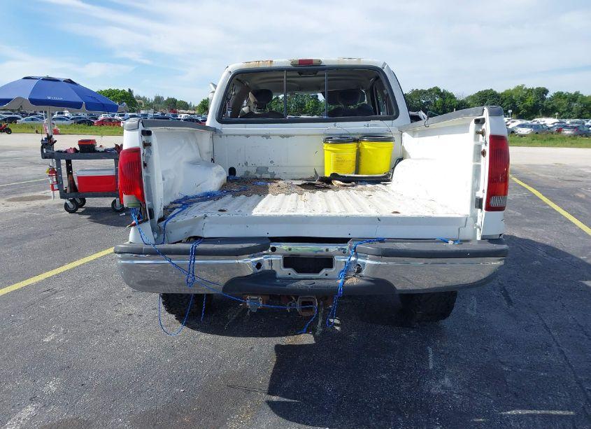 Photo 16 of 2001 Ford F250 SUPER DUTY (VIN 1FTNX21F51EC56672)