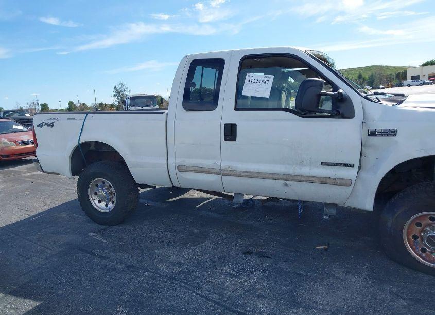 Photo 20 of 2001 Ford F250 SUPER DUTY (VIN 1FTNX21F51EC56672)
