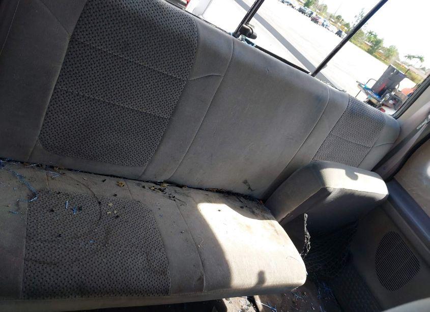 Photo 8 of 2001 Ford F250 SUPER DUTY (VIN 1FTNX21F51EC56672)