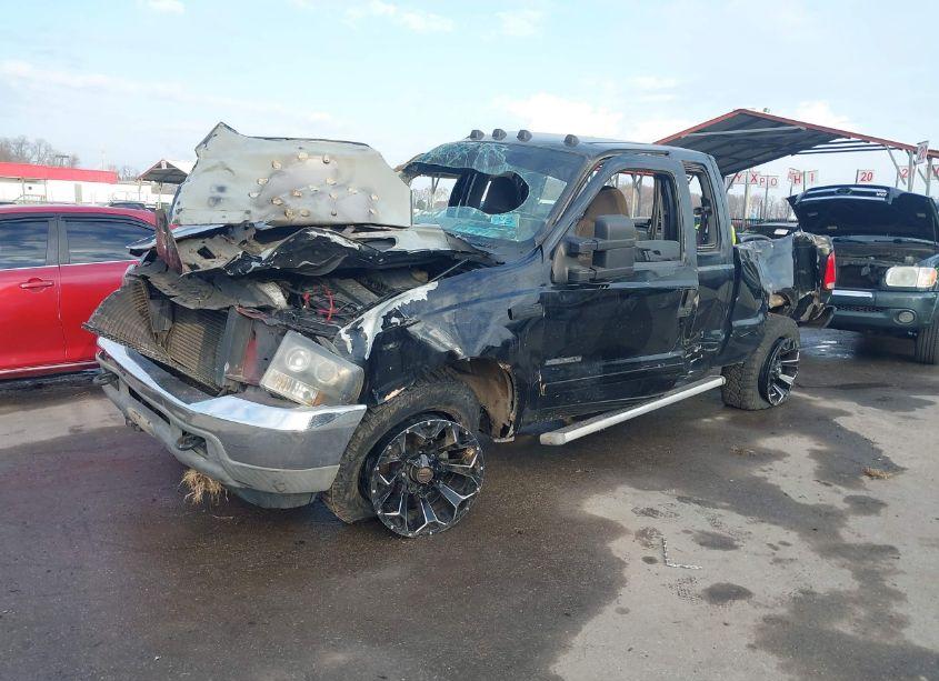 Photo 2 of 2001 Ford F-250 N/A (VIN 1FTNX21F61EA33895)