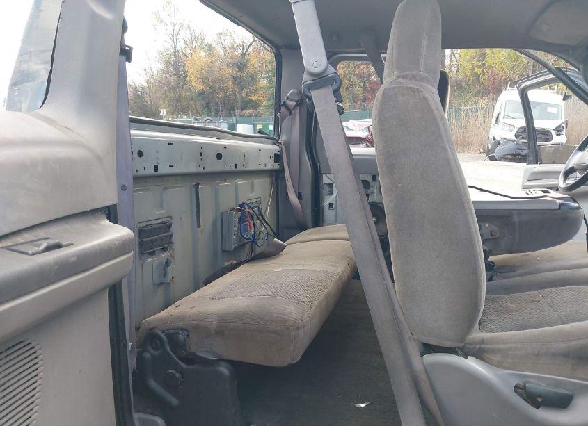 Photo 8 of 2001 Ford F-250 N/A (VIN 1FTNX21F61EA33895)