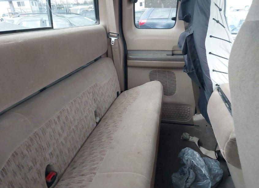 Photo 8 of 1999 Ford F250 SUPER DUTY (VIN 1FTNX21F7XEB41810)