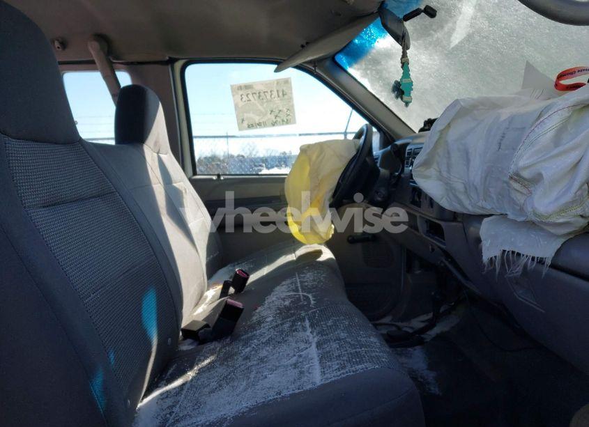 Photo 5 of 2000 Ford F-250 LARIAT/XL/XLT (VIN 1FTNX21L2YEB50714)