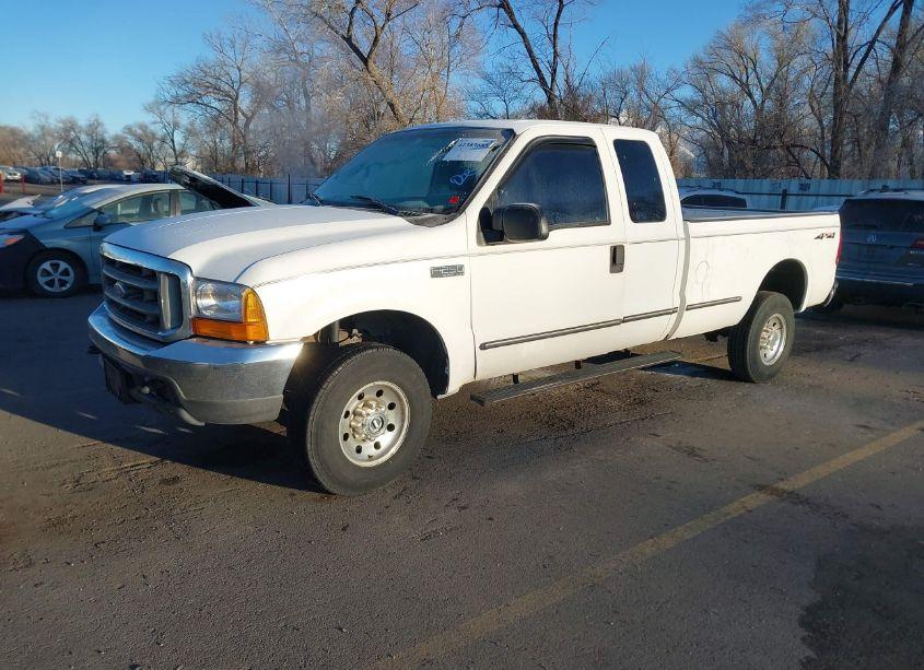 Photo 2 of 1999 Ford F-250 LARIAT/XL/XLT (VIN 1FTNX21L3XEC09221)