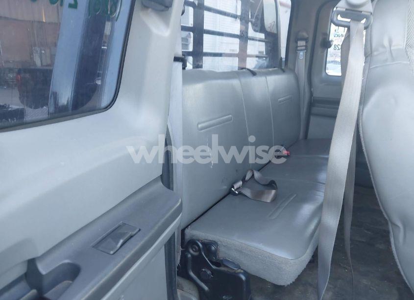 Photo 8 of 2004 Ford F-250 (VIN 1FTNX21L54EB85533)