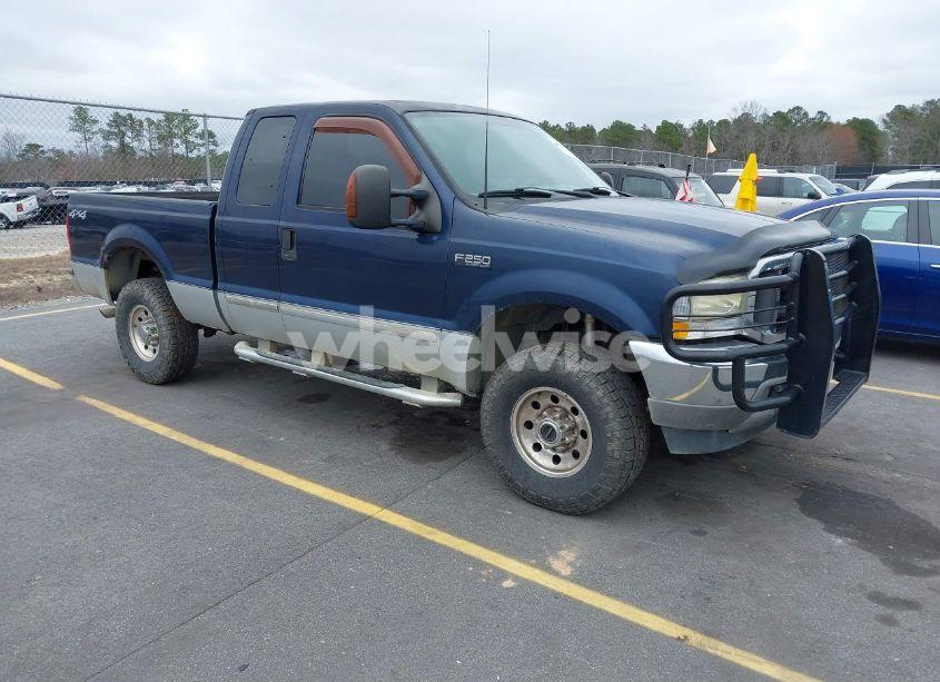 2003 Ford F-250 LARIAT/XL/XLT (VIN 1FTNX21L73EC46847) main photo