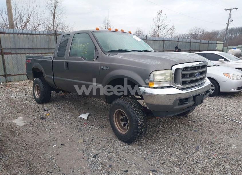 2004 Ford F-250 LARIAT/XL/XLT (VIN 1FTNX21L74EB16679) main photo