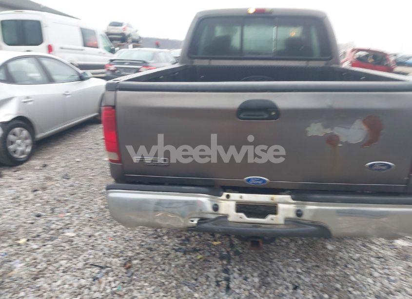 Photo 17 of 2004 Ford F-250 LARIAT/XL/XLT (VIN 1FTNX21L74EB16679)