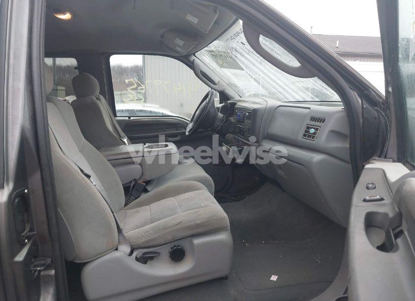 Photo 5 of 2004 Ford F-250 LARIAT/XL/XLT (VIN 1FTNX21L74EB16679)