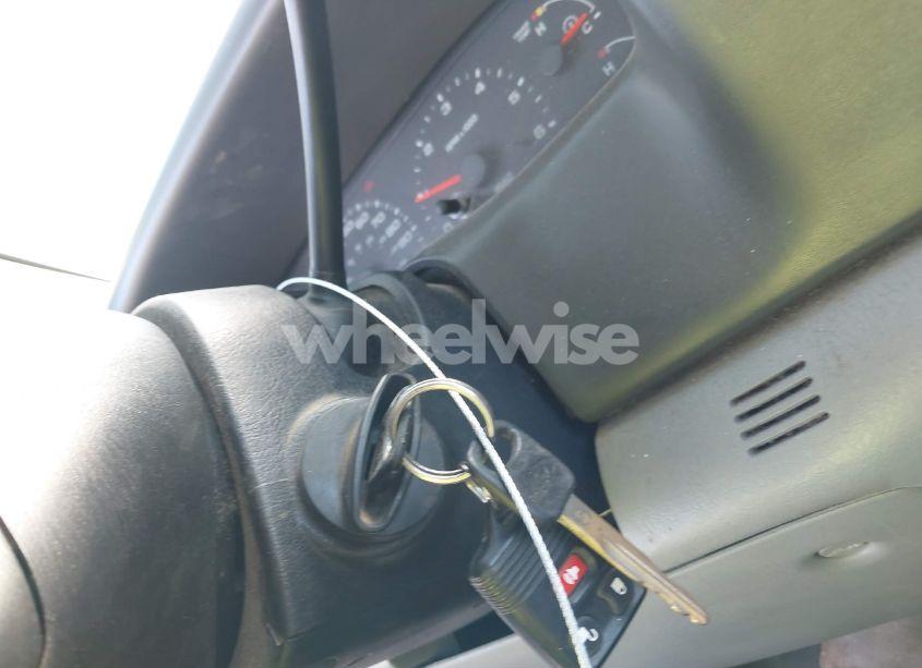 Photo 11 of 2004 Ford F-250 LARIAT/XL/XLT (VIN 1FTNX21L84EA11231)