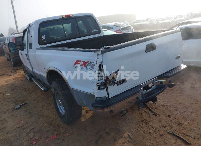 Photo 3 of 2004 Ford F-250 LARIAT/XL/XLT (VIN 1FTNX21L94EB91402)