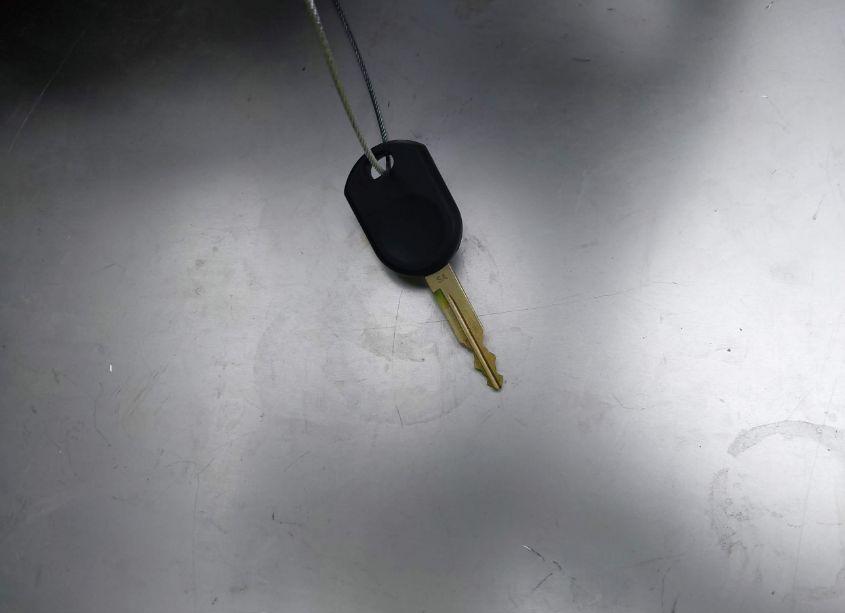 Photo 11 of 2004 Ford F-250 LARIAT/XL/XLT (VIN 1FTNX21P34EA58380)