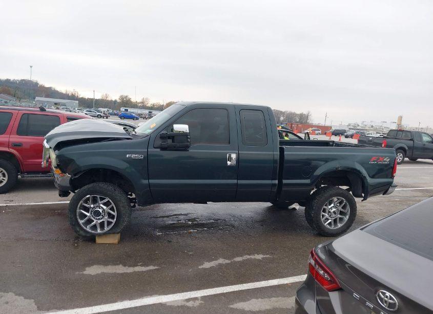 Photo 15 of 2004 Ford F-250 LARIAT/XL/XLT (VIN 1FTNX21P34EA58380)