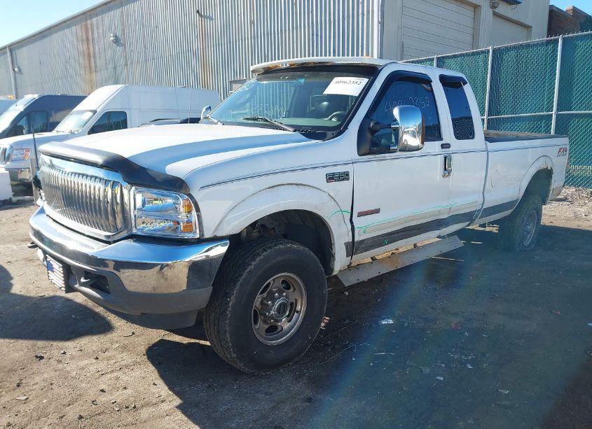 Photo 2 of 2004 Ford F-250 LARIAT/XL/XLT (VIN 1FTNX21P34EB10610)